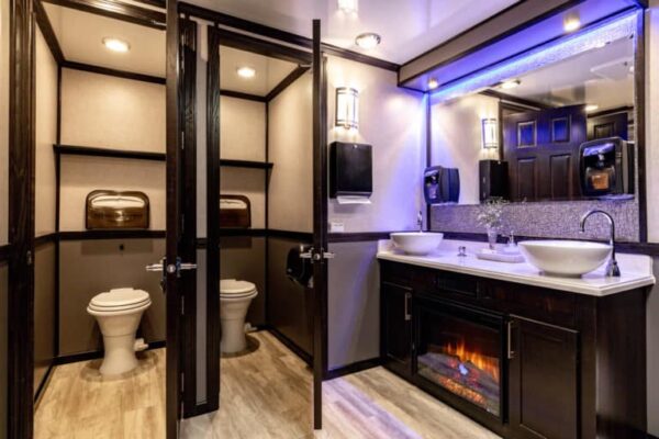 2 Station VIP Portable Restrooms Trailer - Image 2